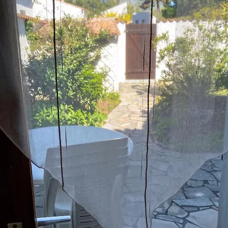 Maison Charmante Aux Mathes Avec Jardin Cloture. Σπίτι διακοπών *