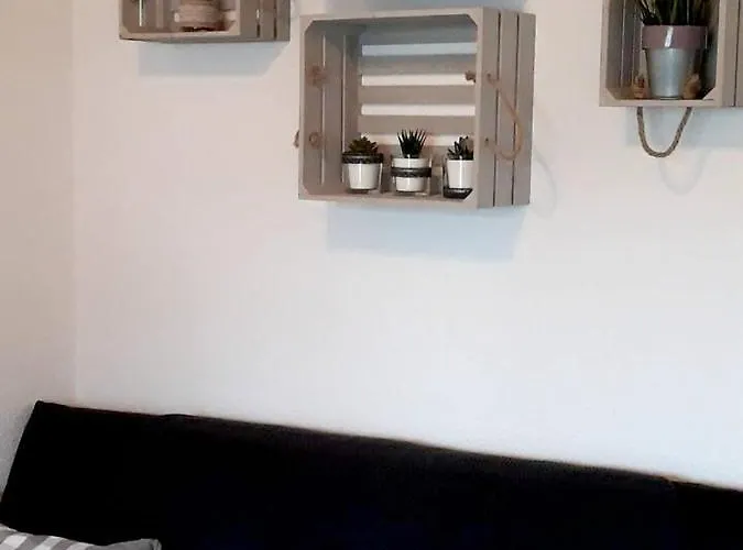 Maison Charmante Aux Mathes Avec Jardin Clôturé. Сasa de vacaciones